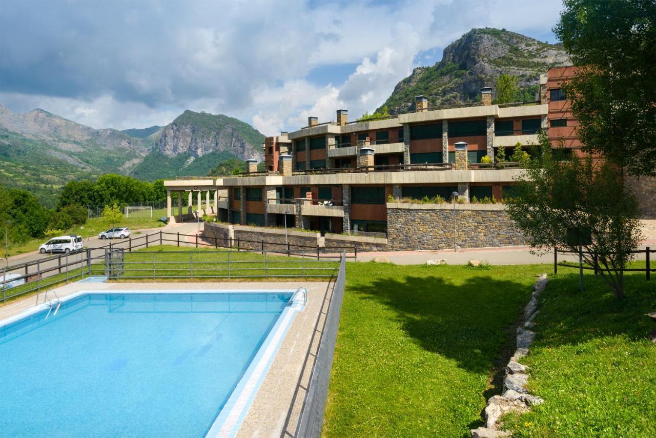 Pena Sabocos II Apartamento Turistico Panticosa Exterior foto